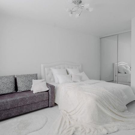 Paulmarie Apartments On Gor'Kogo 41 Babrujsk Esterno foto